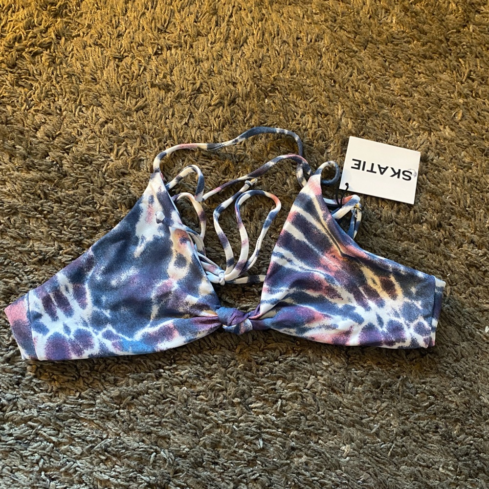 Skatie bikini top -Sarah Coachella size small. Never worn!